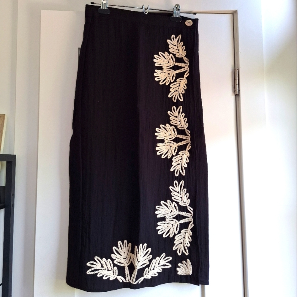 Black Wrap Skirt with White Embroidery
